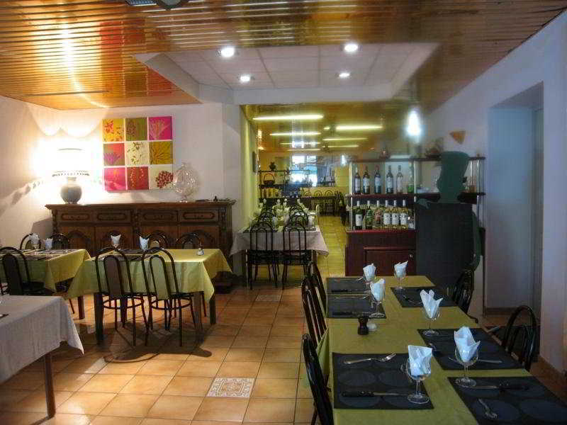 Hotel Restaurant La Regence Lourdes Exterior photo